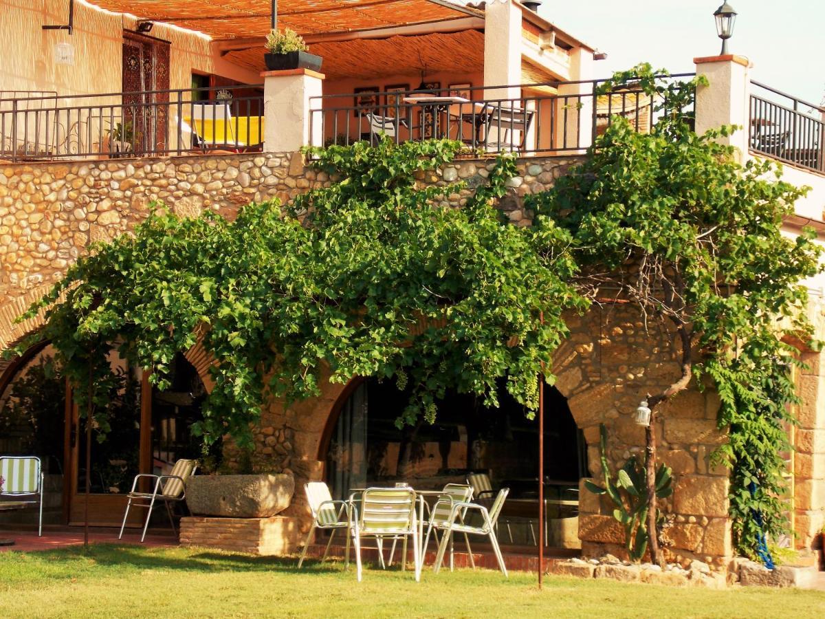 La Masia Costa Brava -Adults Only Garrigás Eksteriør bilde